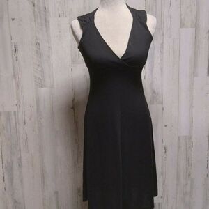 Isaac Mizrahi Size 2 Sleeveless Black Knee Length Dress